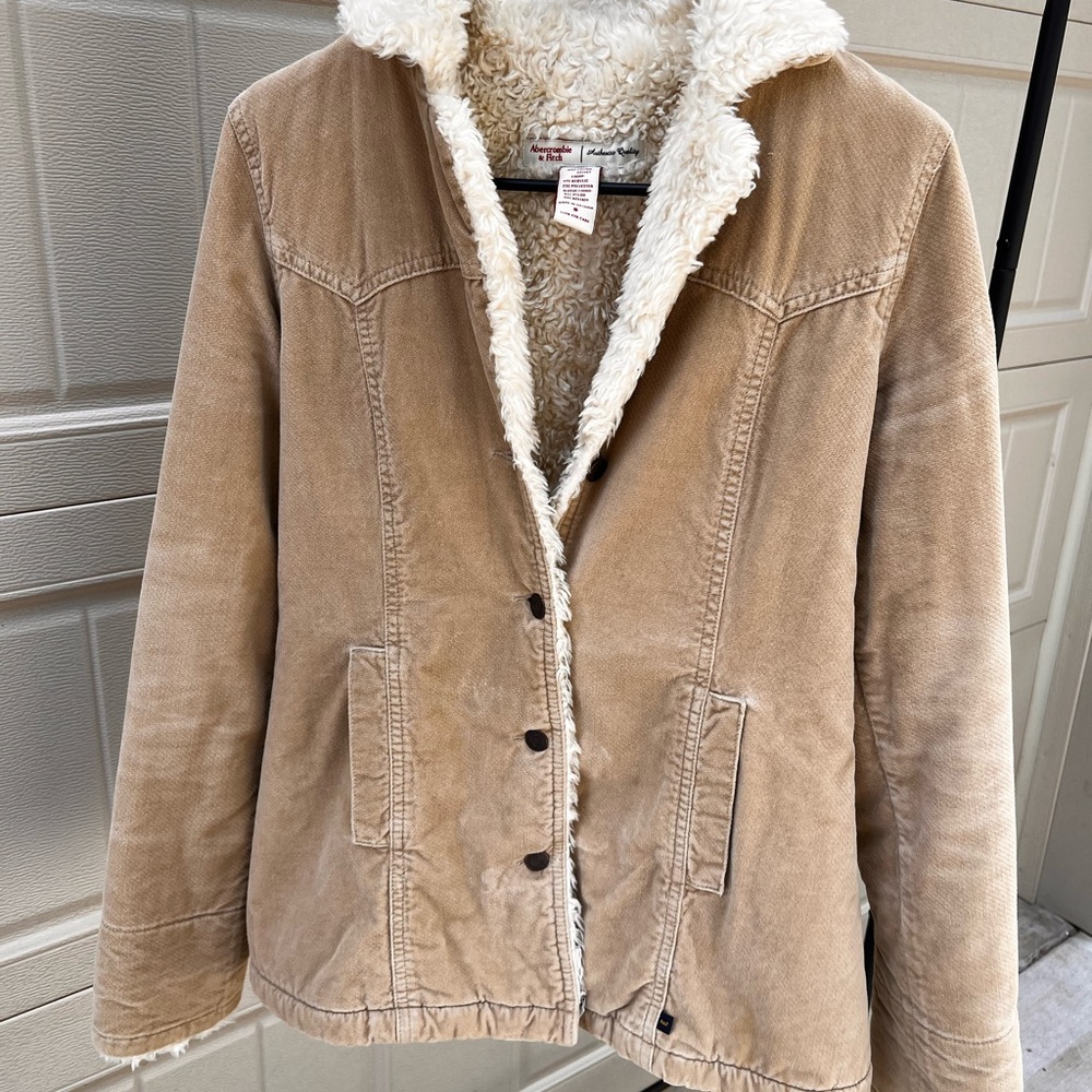 Women's Abercrombie & Fitch Vintage Tan Sherpa-Lined Jacket